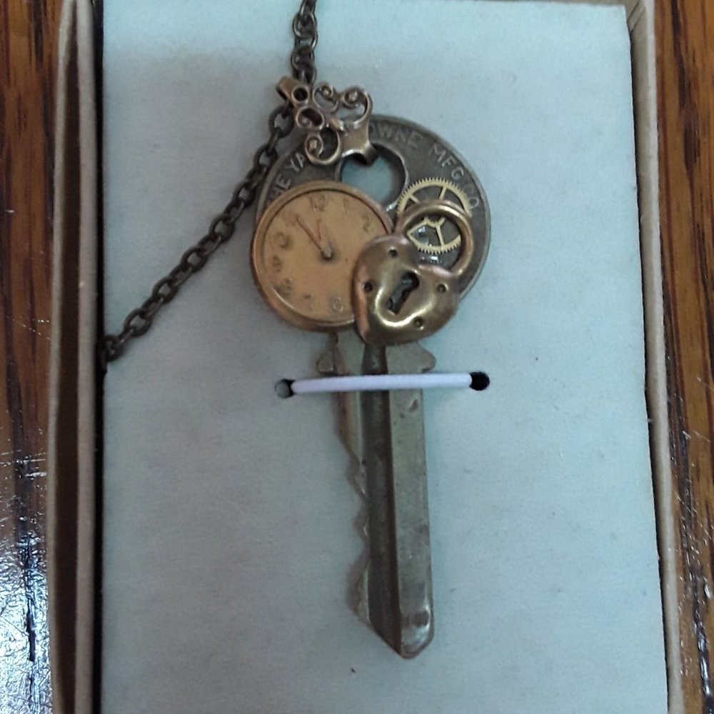 vintage necklace